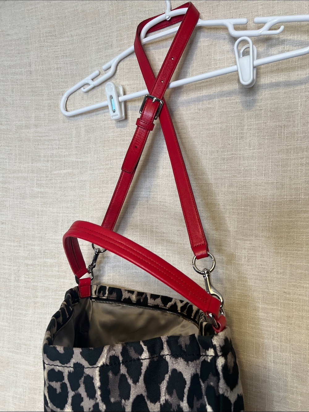 Coach Vintage Red Trim Leopard Print Shoulder Bag - Picture 3 of 6